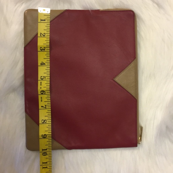 Celine red and tan clutch - Picture 5 of 8